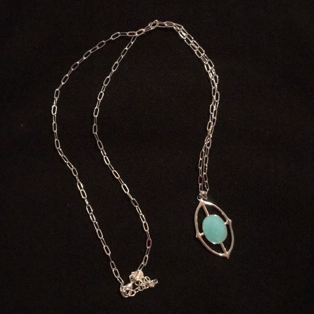 Stella and dot necklace